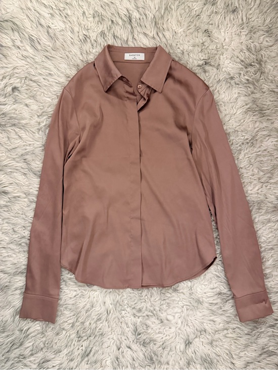 Babaton Tops - Babaton ‘Amargo’ Satin Blouse - Chesnut